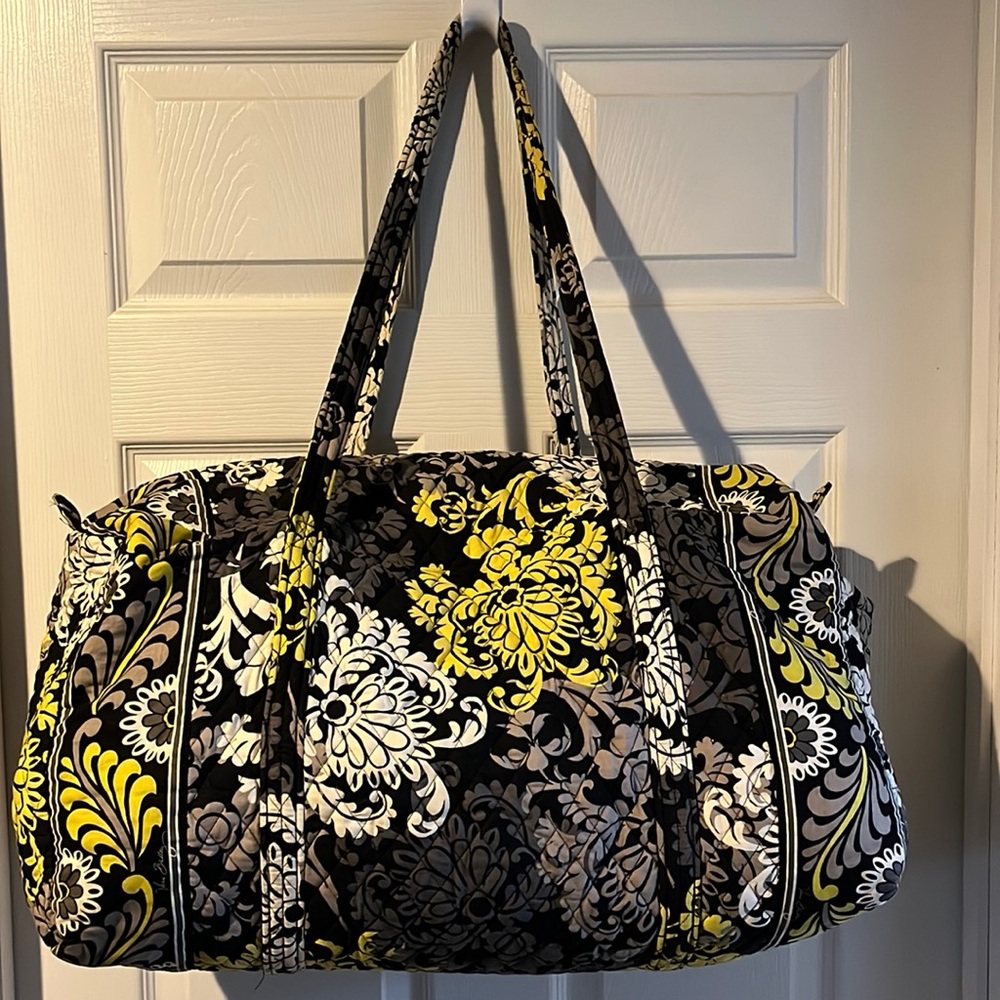 Vera Bradley retired Baroque pattern. Duffel/Weekend bag.